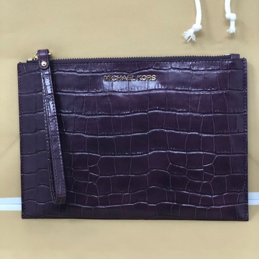 Michael kors top zip large zip clutch plum